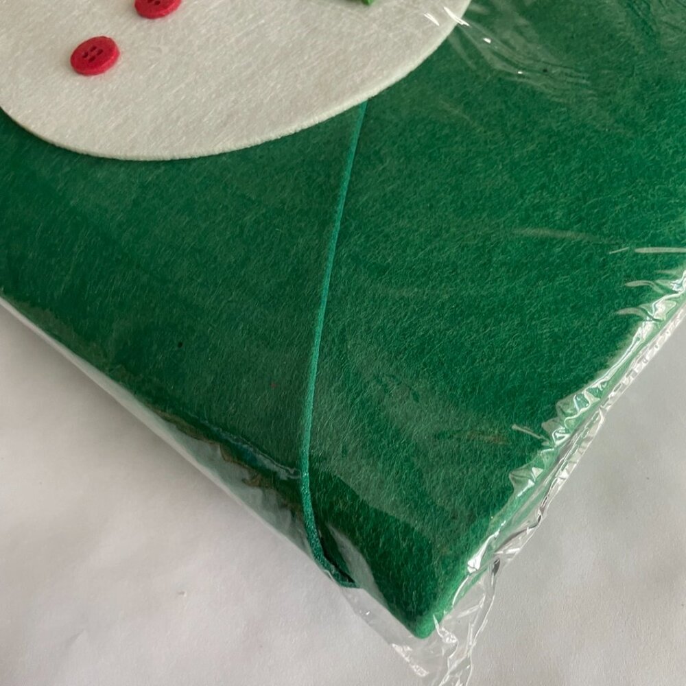 Felt Kids Christmas Tree Activity Set - Picture 4 of 12